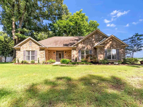 6270 W Amherst Rd, Millington, TN 38053