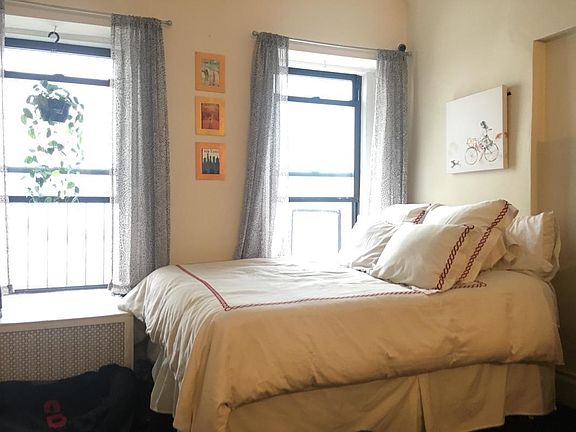 5th image of 324 E 48th St APT 4