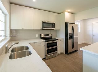 4240 SW 4th St, Miami, FL 33134