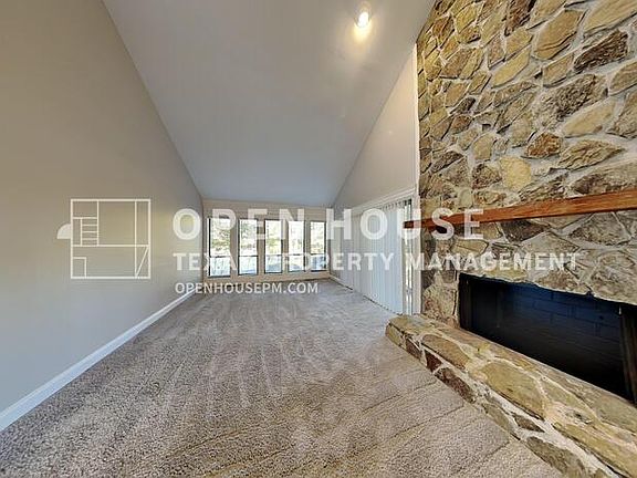3rd image of 355 Elbe Dr