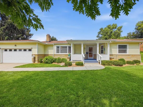 786 Westchester Park Dr, Springfield, OH 45504
