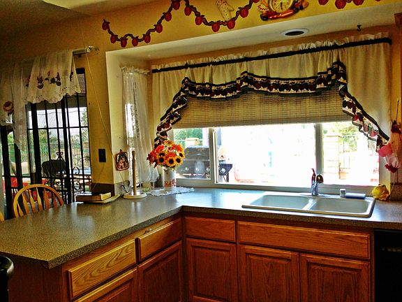 3rd image of 5905 Kachina Dr