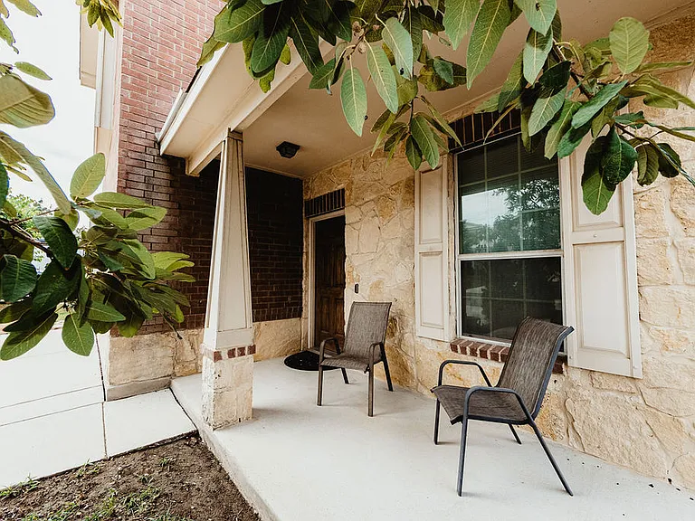 24370 Invitation Oak — Photo 6