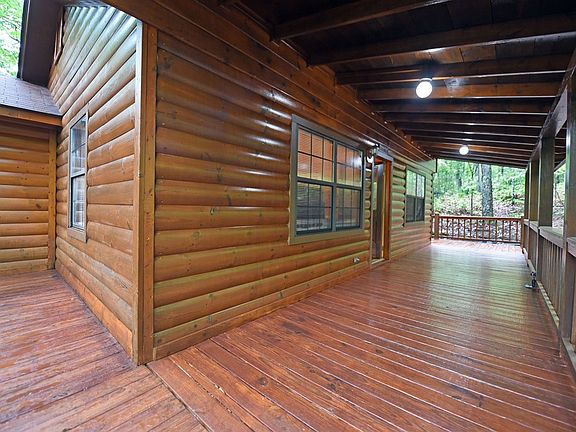 4th image of 31 Eagle Feather Dr