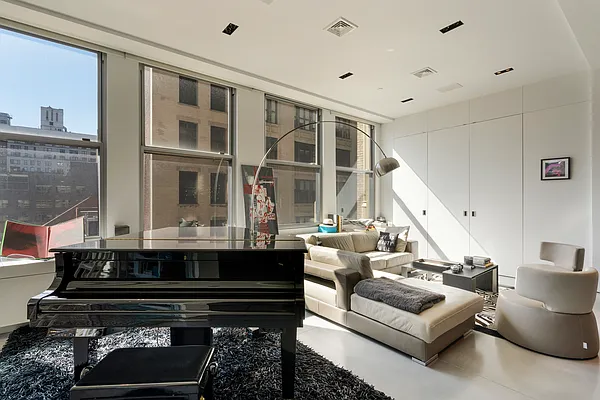 Sold by Compass | media 3