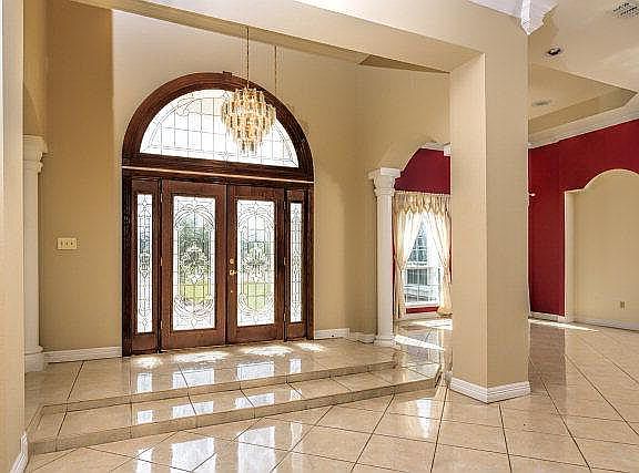 Front entryway 