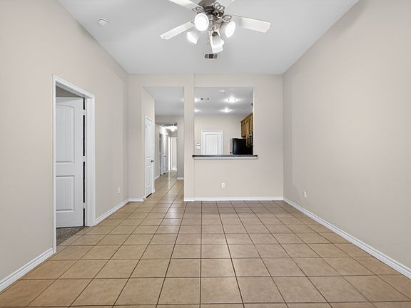 5th image of 2131 Colby Ln