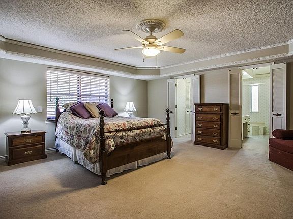 4th image of 3018 Apple Valley Dr