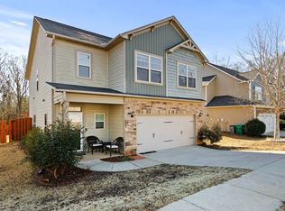 208 Rivers Edge Cir, Simpsonville, SC 29680