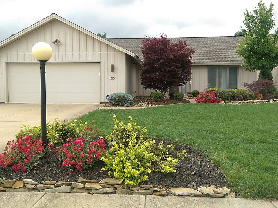 1st image of 33139 Eagles Glen Ct