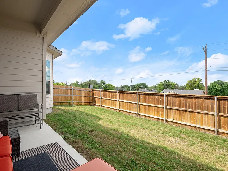 12810 Stanford Dr — Photo 25