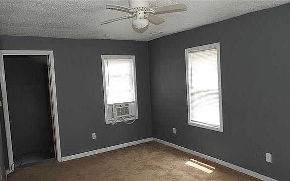 3rd image of 4416 E 26th St