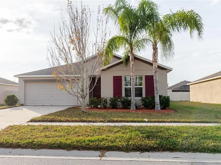 304 Cascade Bend Dr — Photo 1