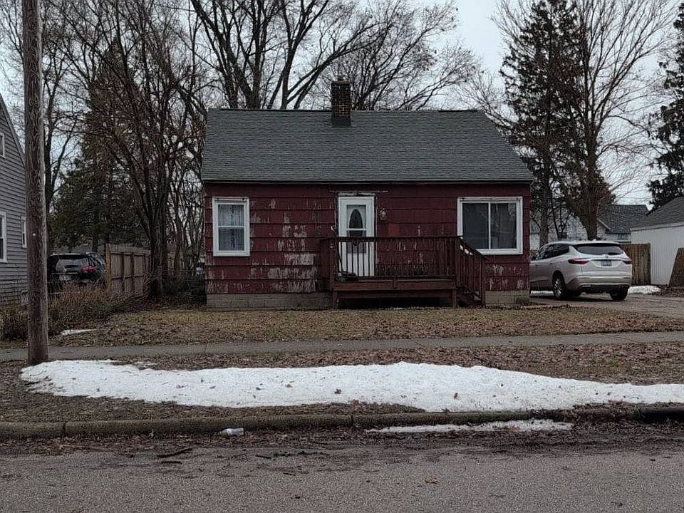 1st image of 2046 Philo Ave