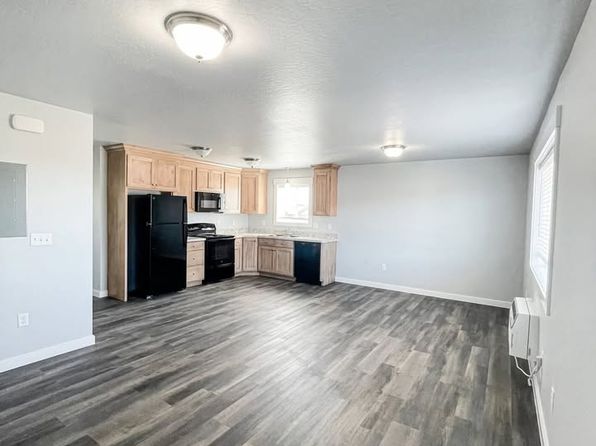 1298 Sawtooth St APT A