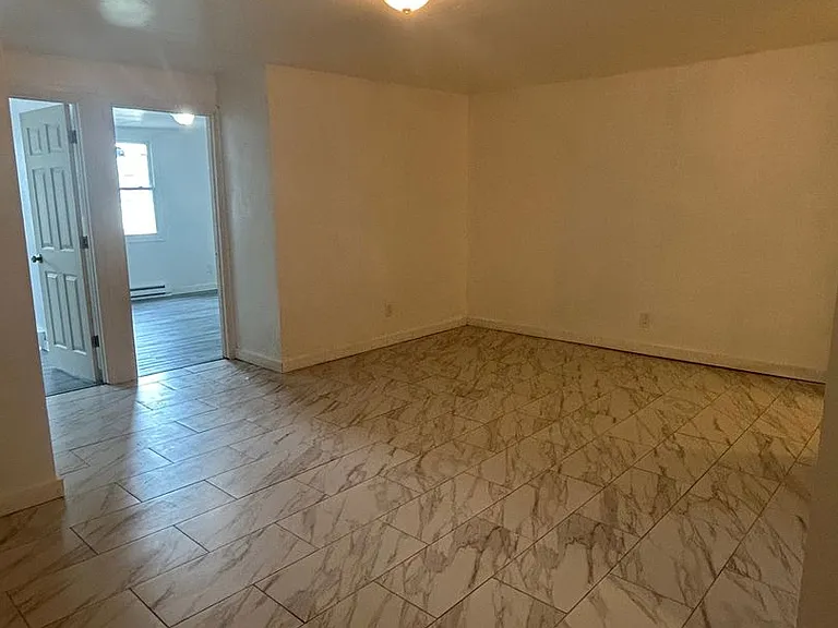 140 N. 7th Street — Photo 5