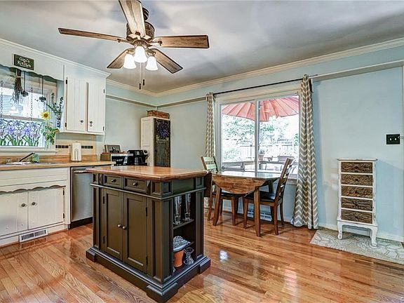 4th image of 504 Kennesaw Ct