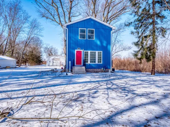 33620 S West River Rd, Wilmington, IL 60481