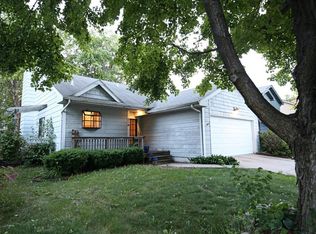 216 23rd St, West Des Moines, IA 50265