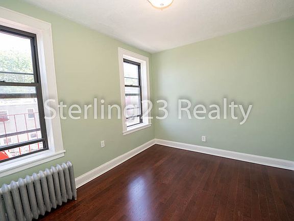 4th image of 21-19 27th St #4C