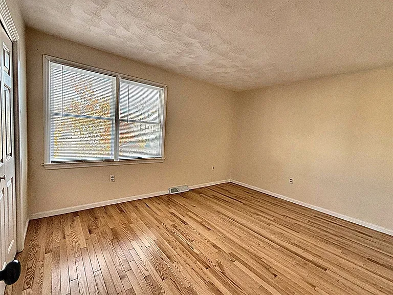 88 Belmont St #88 — Photo 6