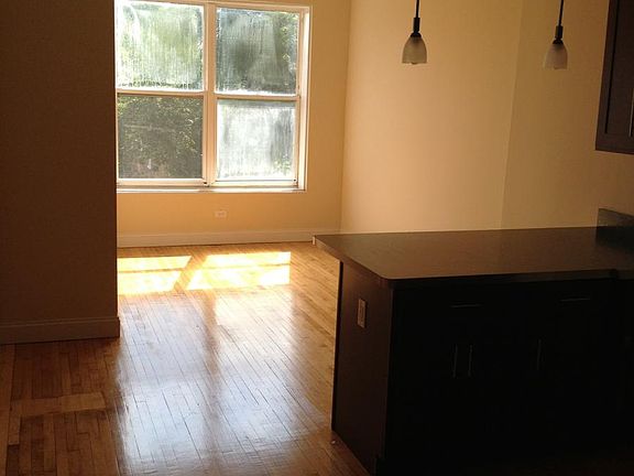 3rd image of 2450 S Homan Ave APT 2