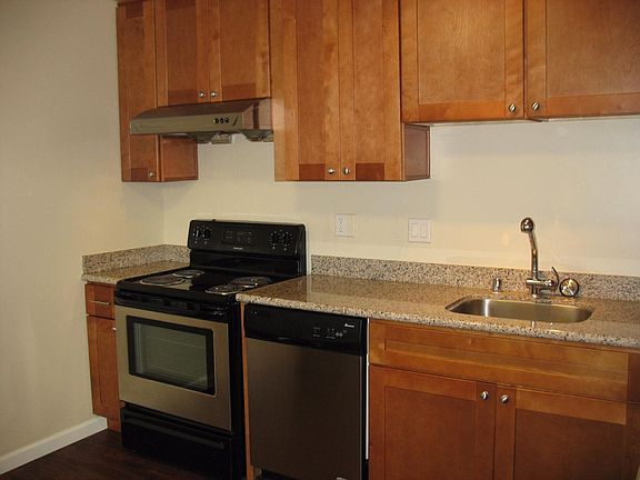 2nd image of 627 Bolton Ct APT 2