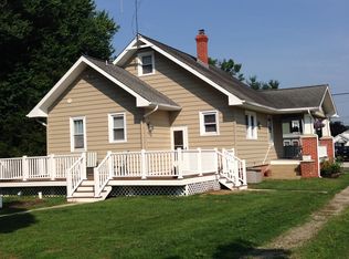 408 Broad St, Elmer, NJ 08318