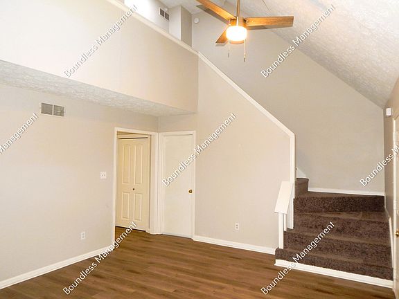 3rd image of 2170 Wells Dr SE