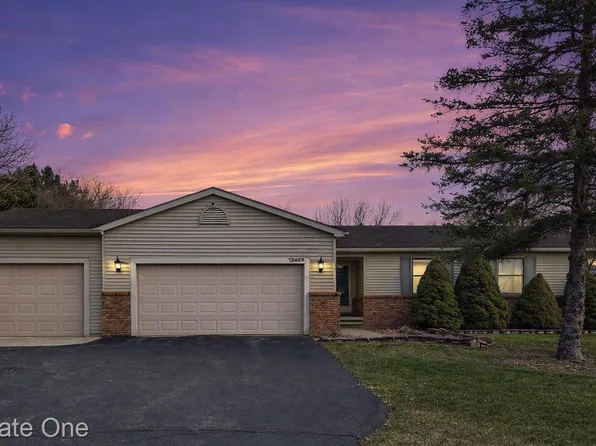 32468 W Ten Mile Rd, Farmington Hills, MI 48336