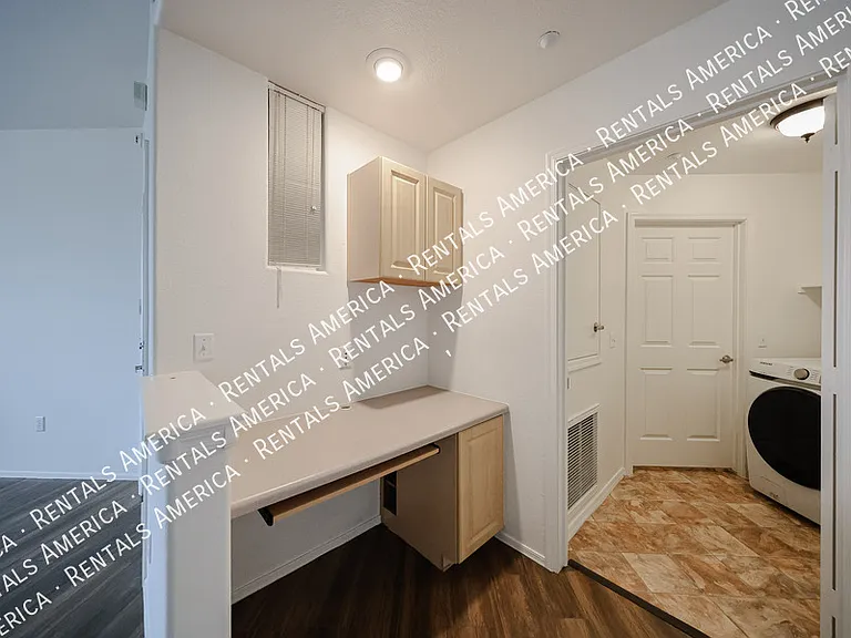 5303 N 7th St #232 — Photo 11