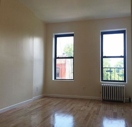 2nd image of 208 E 124th St APT 4