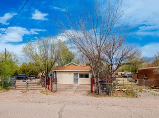1107 Cerro Vista Rd SW, Albuquerque, NM 87105