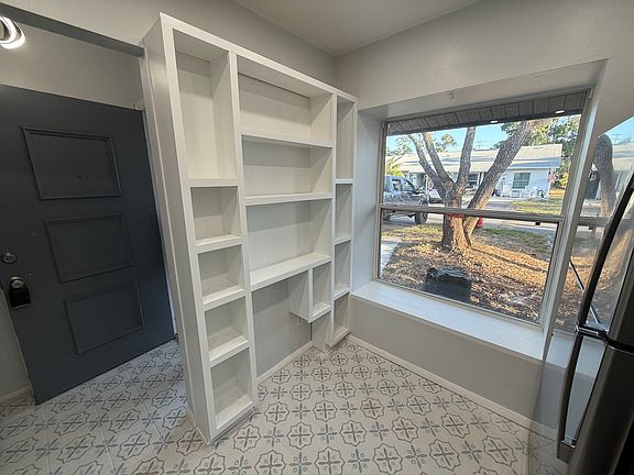 2nd image of 7307 Parkside Villas Dr