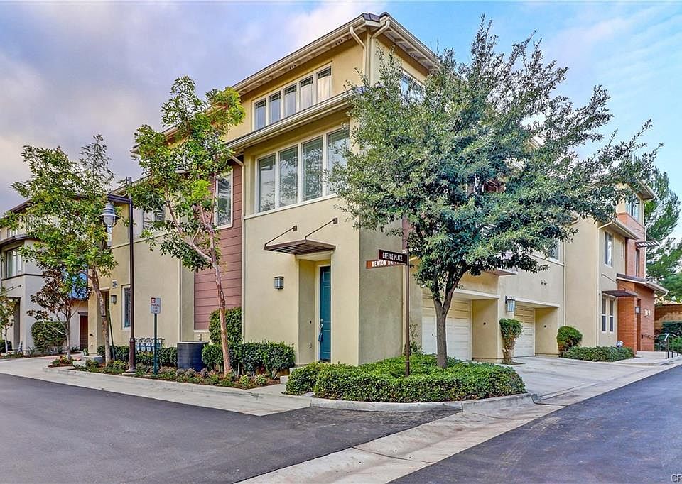 1st image of 12484 Benton Dr Unit 4