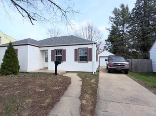 711 Barton St, Storm Lake, IA 50588