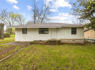 308 E Delaware St, Westville, OK 74965