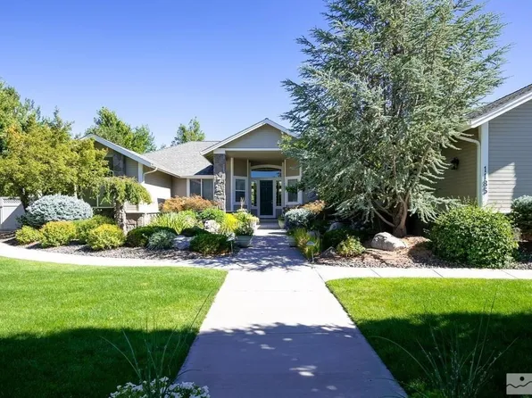 1185 Chisholm Trl, Gardnerville, NV 89460