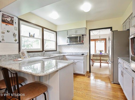 4th image of 205 Wilmslow Ln
