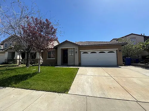 15535 Caroline St Photo 1