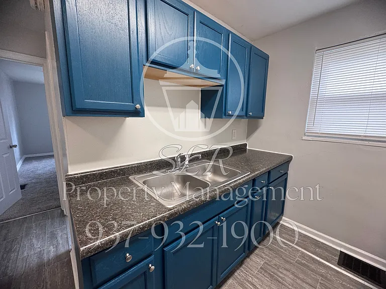 420 E Siebenthaler Ave #2 — Photo 7