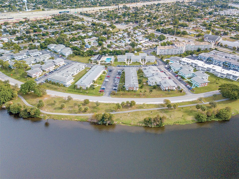 1st image of 1980 Sunset Avenue #19