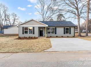 413 Peach St, Kannapolis, NC 28083