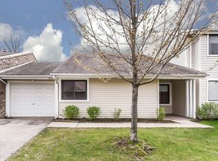 1505 E Silver Strand Cir #1505, Palatine, IL 60074