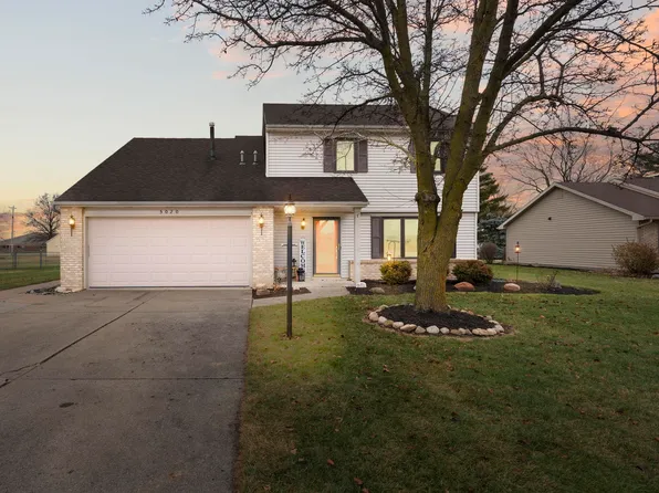 5020 Clovedale Dr, Woodburn, IN 46797