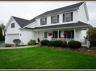 7146 Ellicott Rd, Lockport, NY 14094