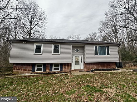 3rd image of 36858 W Lakeland Dr