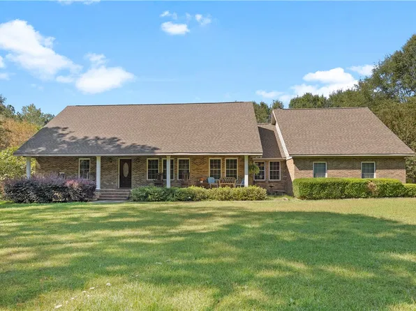 65 Gullatt Rd, Opelika, AL 36804