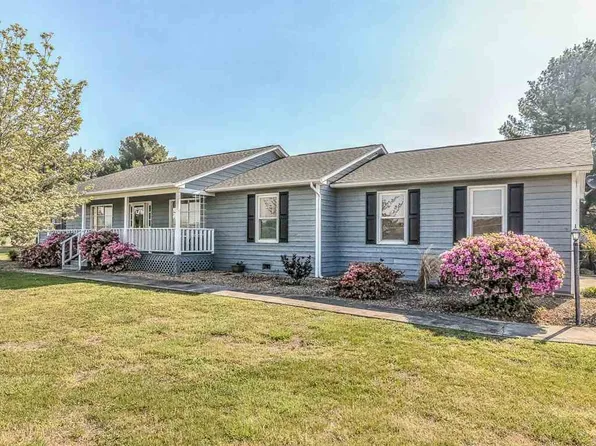 740 Harrison Ferry Rd, Baneberry, TN 37890