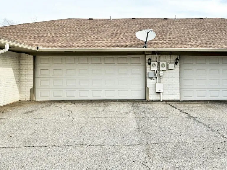 1510 Glenbrook Dr #1510 — Photo 13